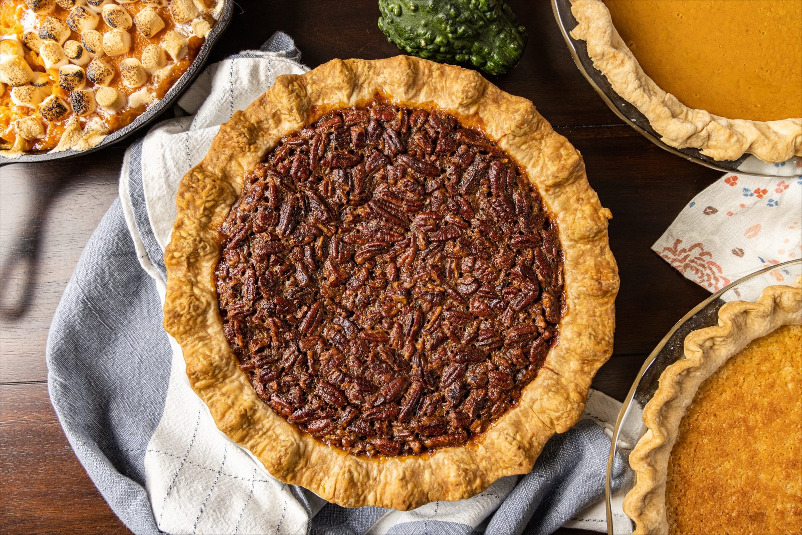 Chocolate Pecan Pie (9-inch)
